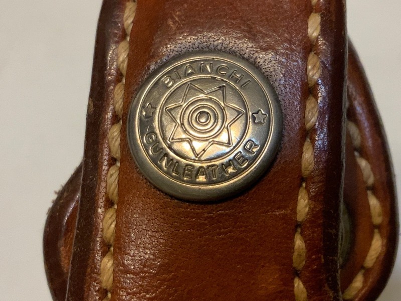 Nice vintage Bianchi leather holsteri believe for a 38