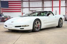 1998 White Chevrolet Corvette   | C5 Corvette Photo 1