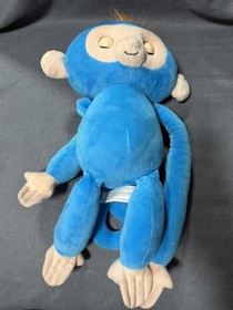 2018 FINGERLINGS HUGS PLUSH MONKEY BORIS BLUE SENSORY TOY INTERACTIVE WOWWEE