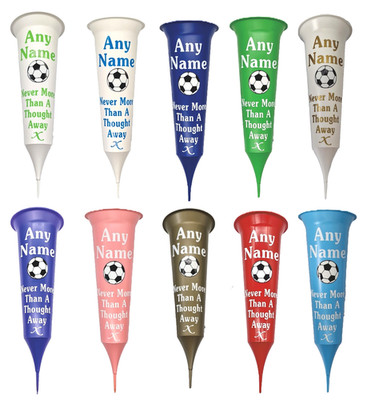 Fußball Gedenk Blumenvase für Grab personalisiert mit 3 Blumenstielteilern