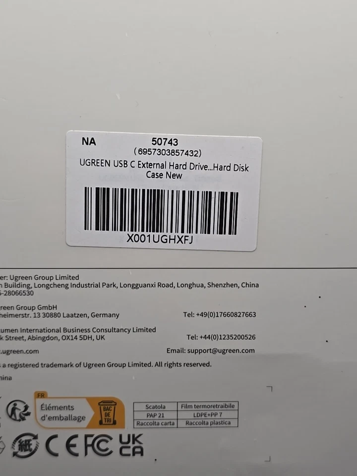 UGREEN 2.5" Hard Drive Enclosure USB 3.0 to SATA III Adapter Supports 2.5 Inch - Image 3 of 3