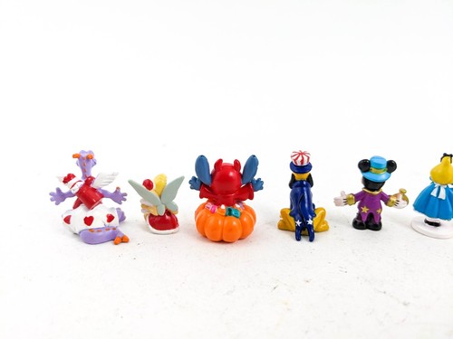 Lote de 9 Figuras Disney Coleccionista Serie Vacaciones 7 RARO Alice Belle Mickey - Imagen 5 de 6