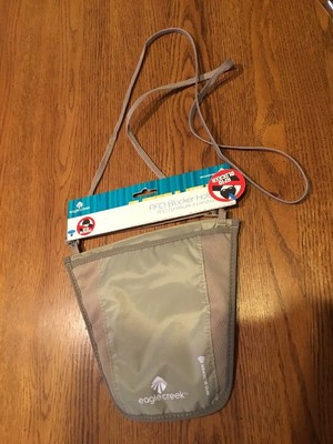 eagle creek rfid travel zip organizer
