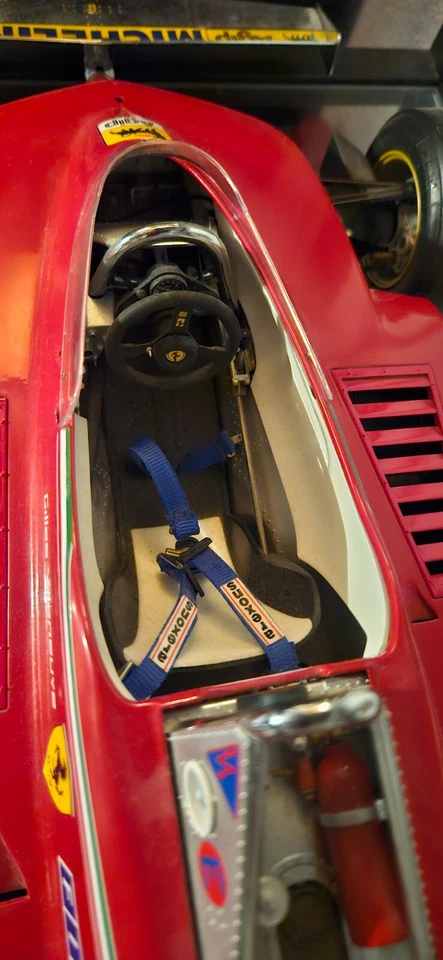 Vendo Ferrari 312T4 scala 1/8 - Immagine 4 di 4