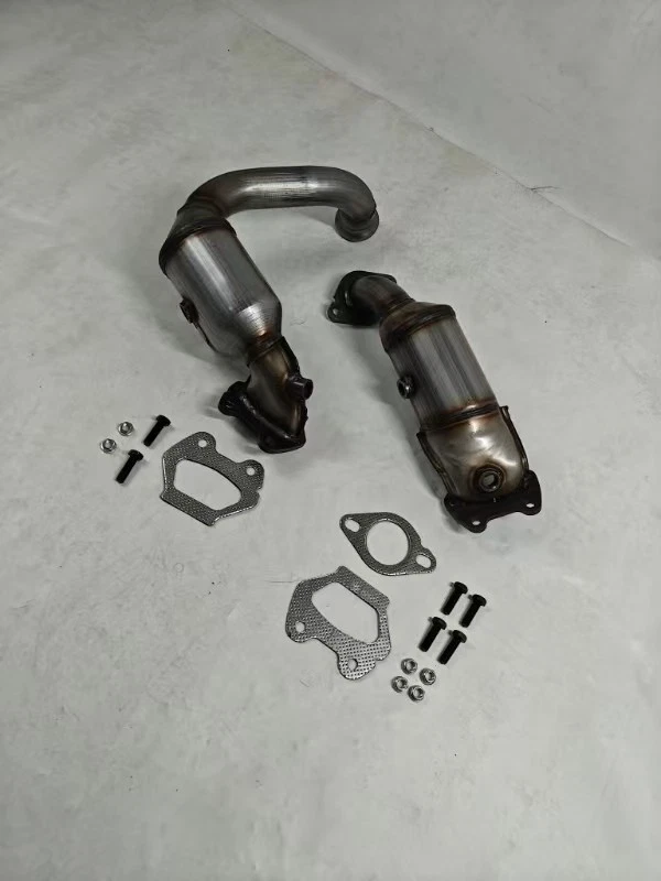 催化转换器 适用于 2017 - 2021 克莱斯勒 PACIFICA 3.6L 前后歧管 — 第 3/4 张图片