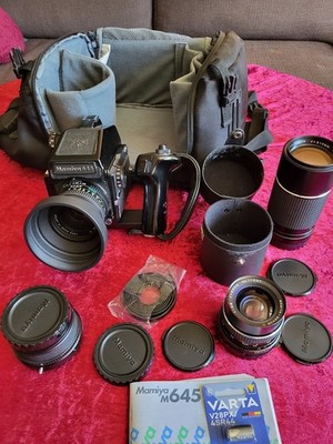 mamiya 645 1000s mit Belichtungsmesser-Sucher, 3 Objektiven, Rucksack, Handgriff