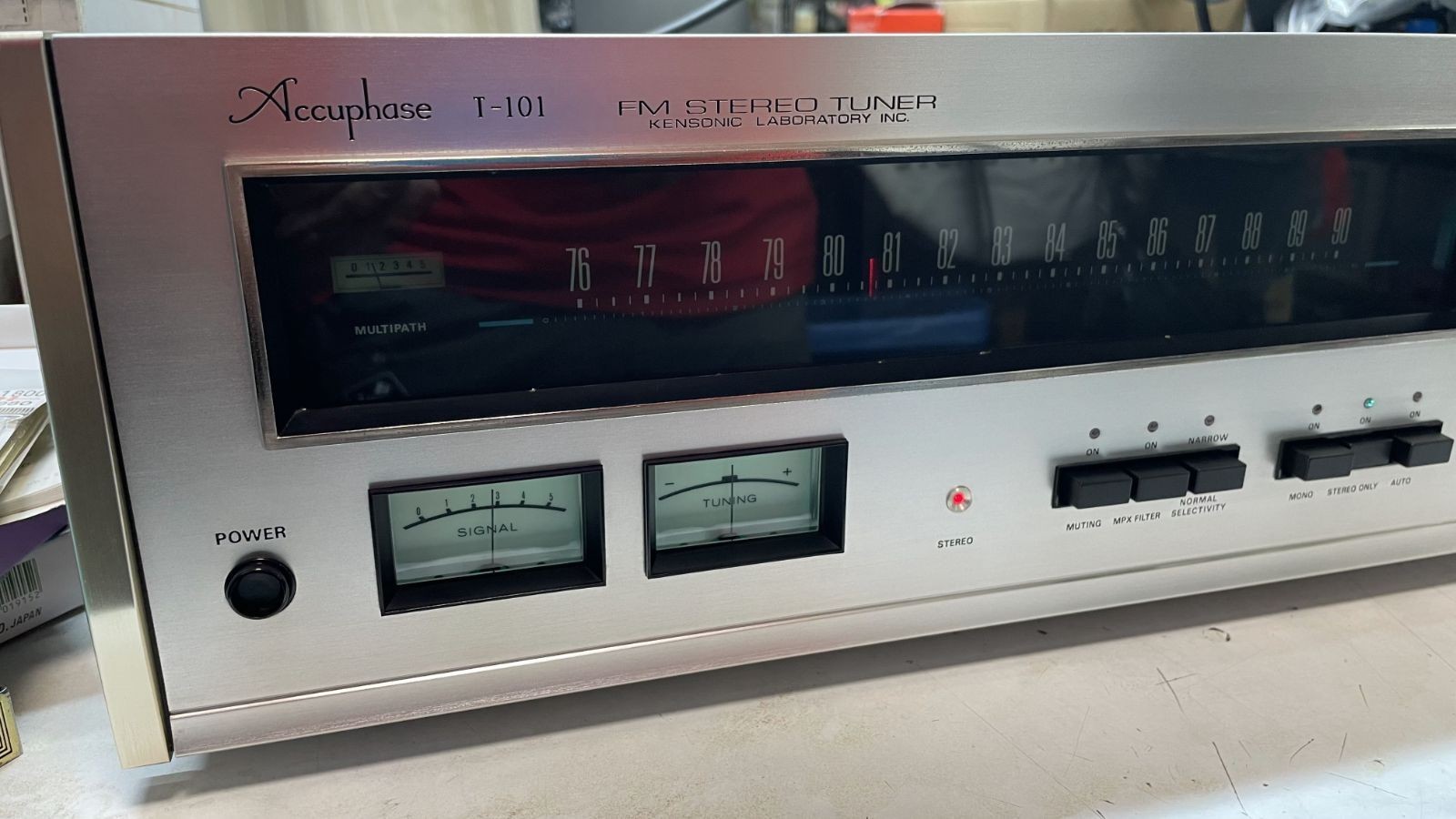 Accuphase T-101 vintage audio equipment - eBay listing photo 3