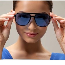 Classy Women Sunglasses Fancy Luxury Shape Outdoor Party Stylish 2026 Modern New