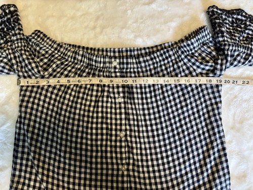 Very Cute Old Navy Woman's S Small Shirt OFF SHOULDERS GINGHAM Black/White Check - Picture 7 of 8