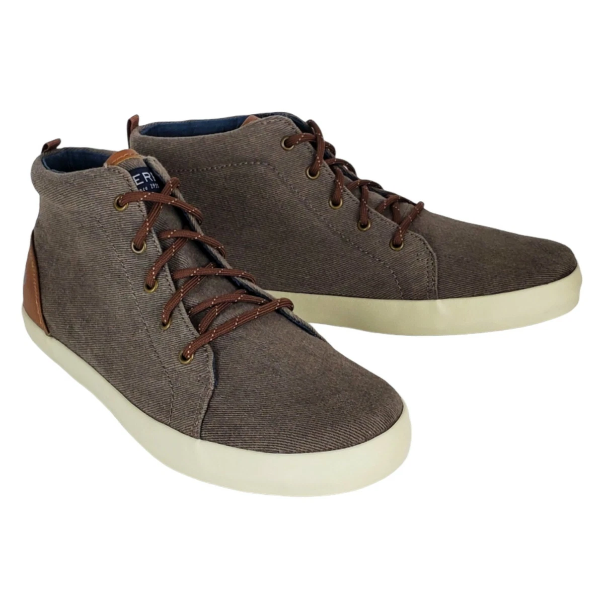 Mid top store boat shoes