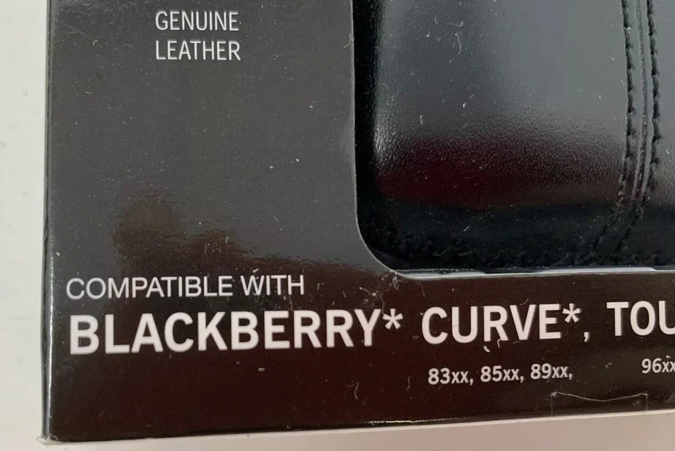 Case Logic Universal Black Pouch Compatible With Blackberry - Image 2 of 4