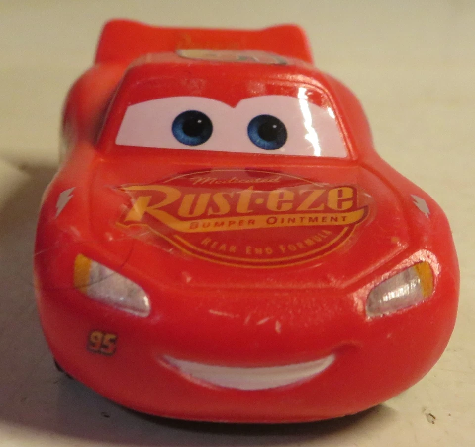 Cars 3 Lightning McQueen 1/55 Plastic To Car Vehicle Pixar Disney 2017 FGL48 Toy - Image 3 of 4