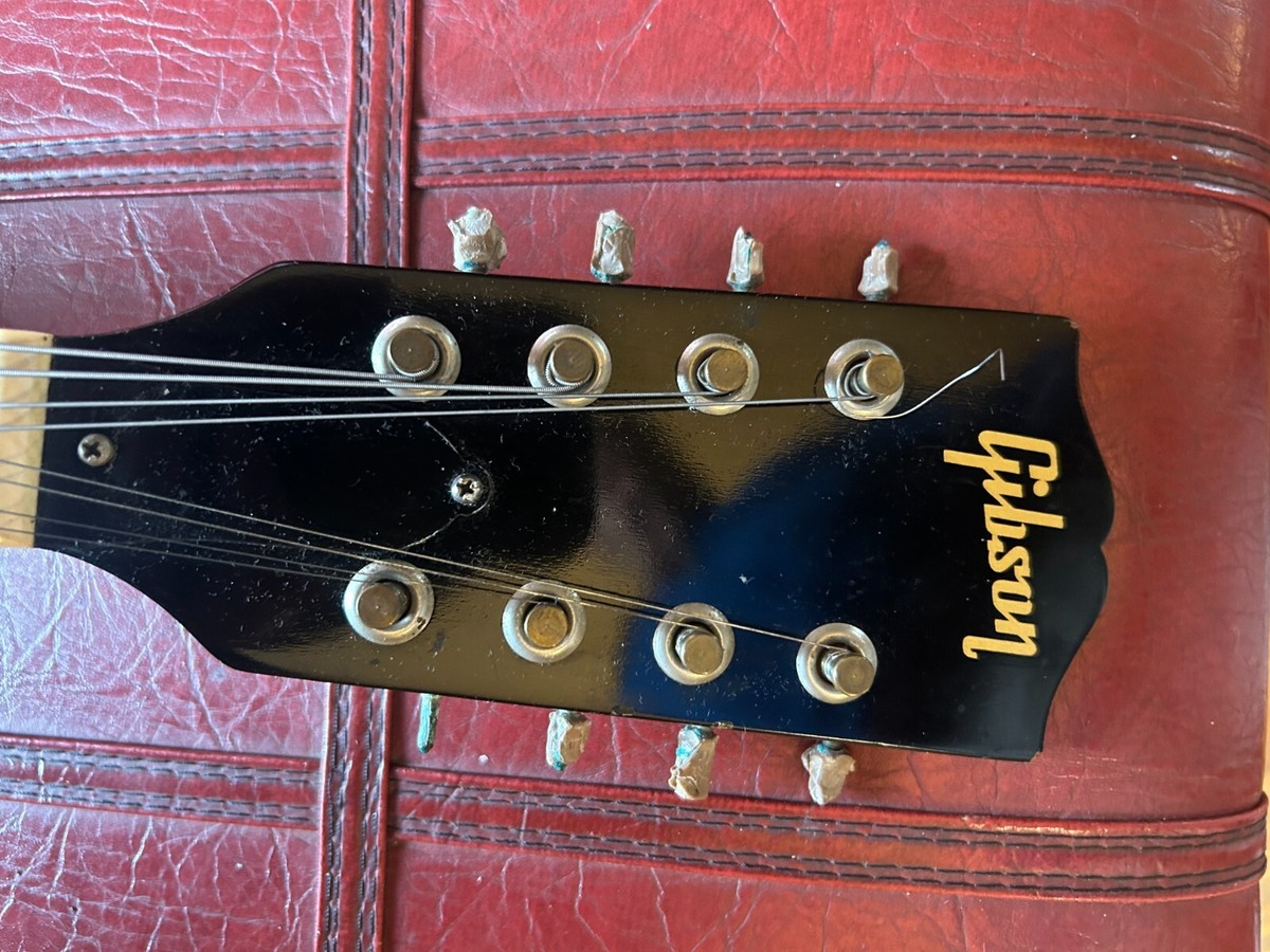 Vintage Gibson A-Style Mandolin with Original Case - Sunburst