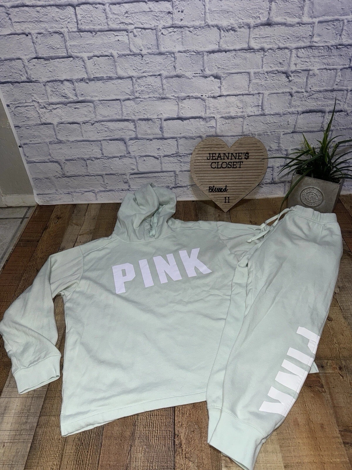 UNDERCOVER Felpa Victoria’s Secret rosa come nuova con cappuccio donna L XL