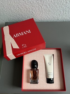 GIORGIO  ARMANI' SI  30ml Eau de Parfum + 75ml Body Lotion Geschenkset ￼