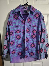 Wrangler Men's Cotton Long Sleeve Regular Fit Geometric Button-Up Pockets 16-35