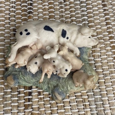 Vtg Border Fine Art Mother Pig Feeding Babies Figurine Handmade Signed Scotland 