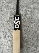 DSC Blak Pro Grade 1 English willow - 2’9lbs