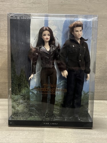 Twilight Saga Breaking Dawn Bella Edward Cullen Pink Label Barbie Doll Set 2012