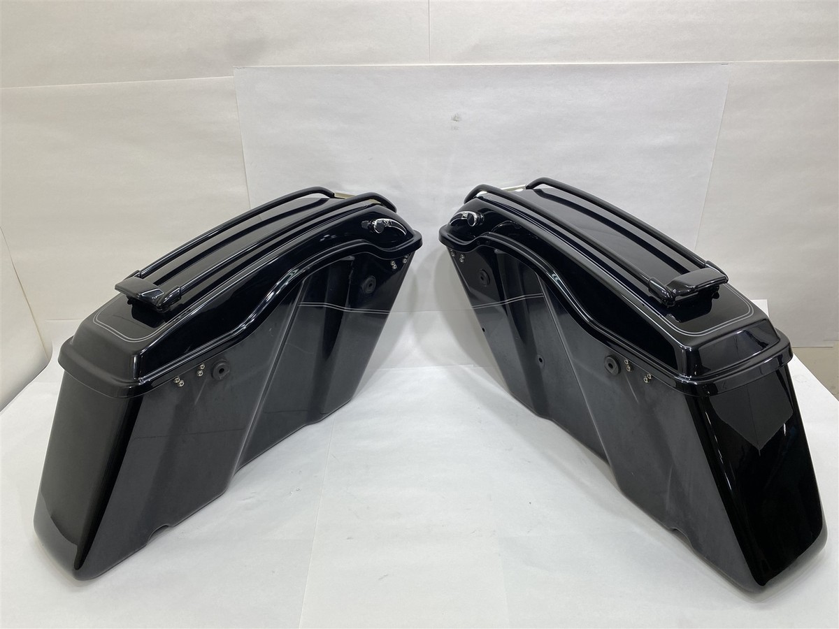 Harley-Davidson シルバー パーティーバッグ Harley-Davidson シルバー パーティーバッグ Amazon.co.jp