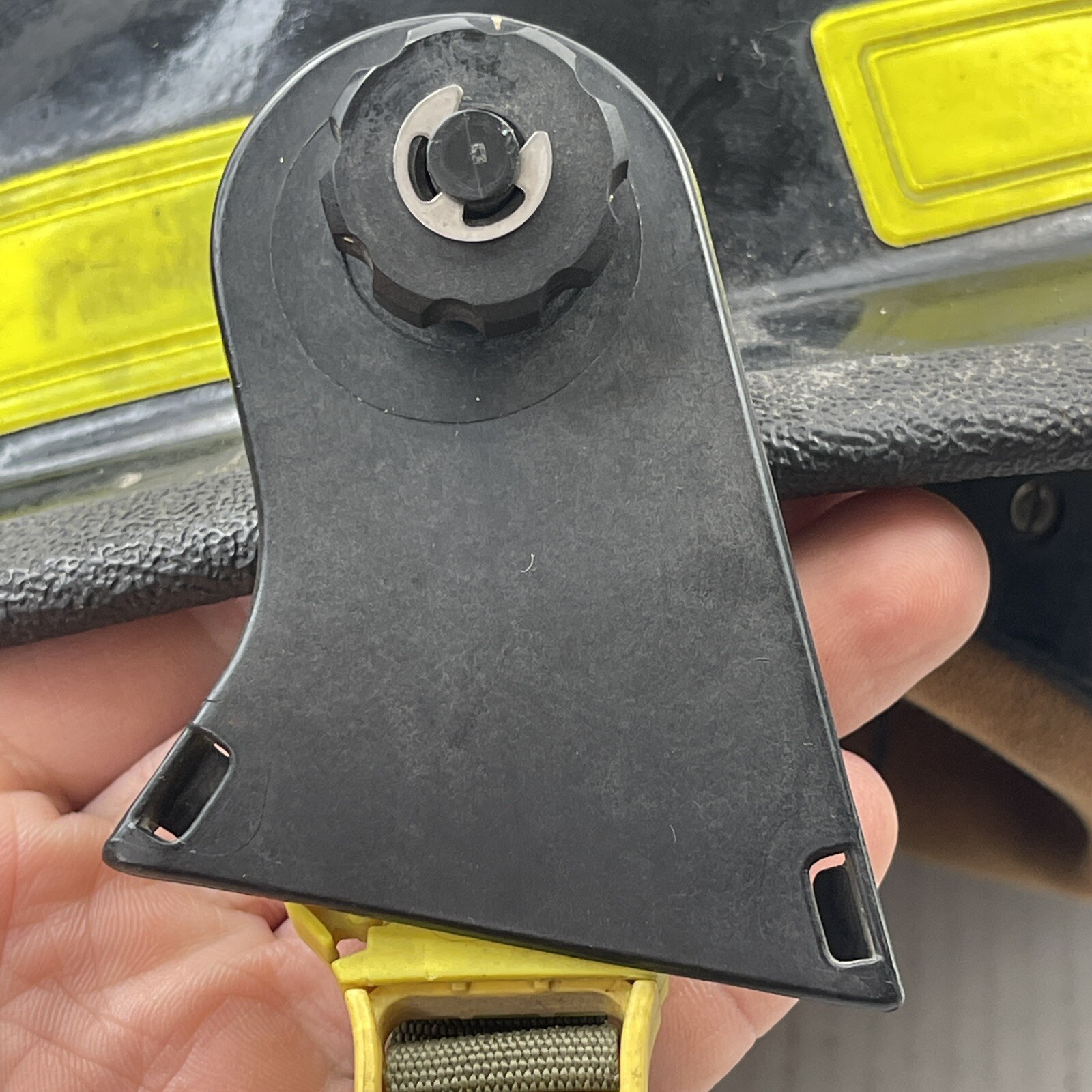 Cairns & Brother N660C Metro Firefighter Helmet Medium 6.5"7.5" Adjust