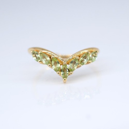 Marquise Cut Natural Peridot Gold Plated Silver Half Eternity Wedding Band Ring - Bild 2 von 6