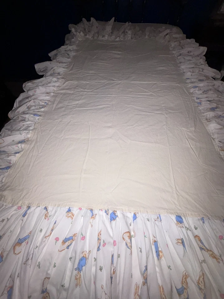 Винтажная ручная работа Беатрикс Поттер Кролик Питер Белая кроватка Пыль Рюши Юбка для кровати - Изображение 4 из 4