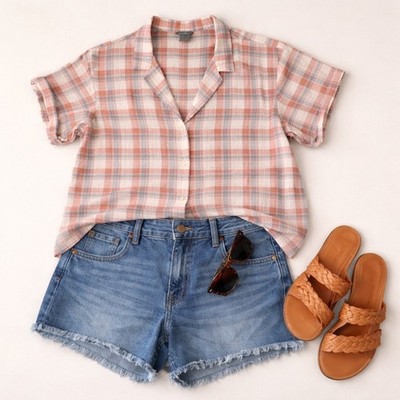 Eddie Bauer Lightweight Plaid Camp Shirt (LG) Outdoorsy Summer Button Up Neutral