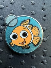  Finding Nemo Pixar Round Bubble Glitter Pin...