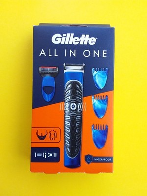 Gillette ProGlide All-in-One Styler Trimmer mit Rasierklinge & Kammaufsätzen