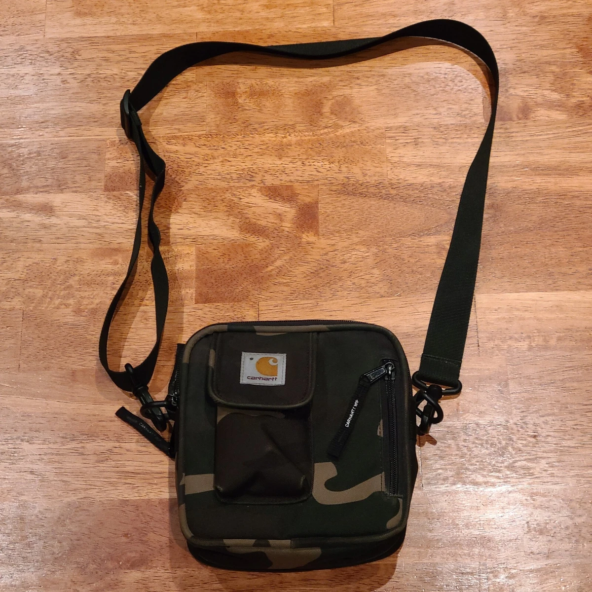 Carhartt WIP essentials flight bag in camo