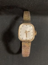 Vintage Women’s Timex Wind Up Gold Tone Wrist Watch Running