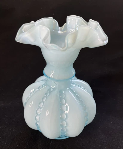 Vintage Fenton Opalescent Glass Vase Ruffled Hobnail Beaded 5.5” Tall Decor