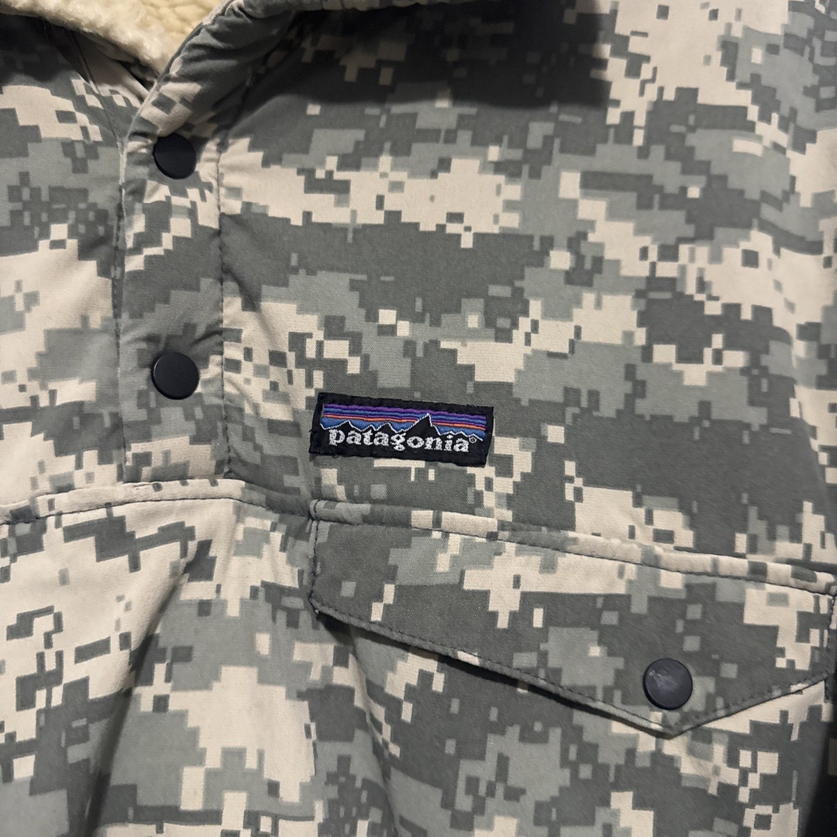 Patagonia MARS Reversible Camo / Oatmeal Deep Pile Fleece Jacket