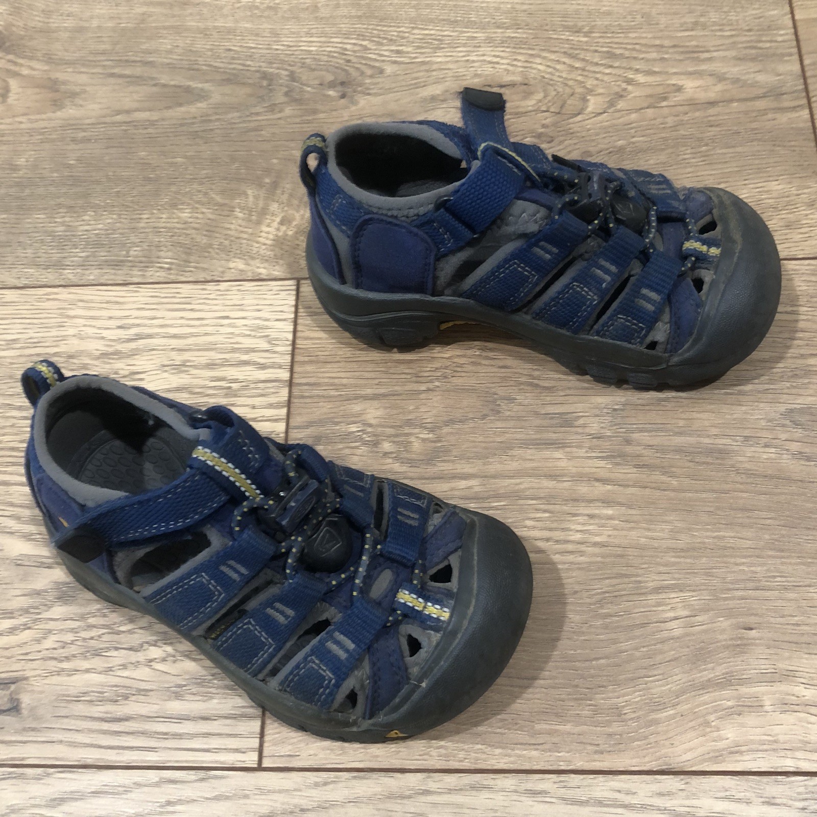 Sandali Keen Little Kids Toddlers Newport punta chiusa impermeabili da esterno taglia 9