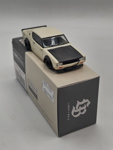 Clearance-Mini GT 1:64 Nissan GTR KPGC110 Kenmeri Liberty Walk White #702 - Picture 5 of 10
