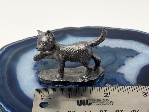 VINTAGE PEWTER KITTY CAT METAL ART FIGURINE MARKED HANDCRAFTED MADE IN USA - Picture 6 of 8