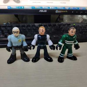 imaginext commissioner gordon