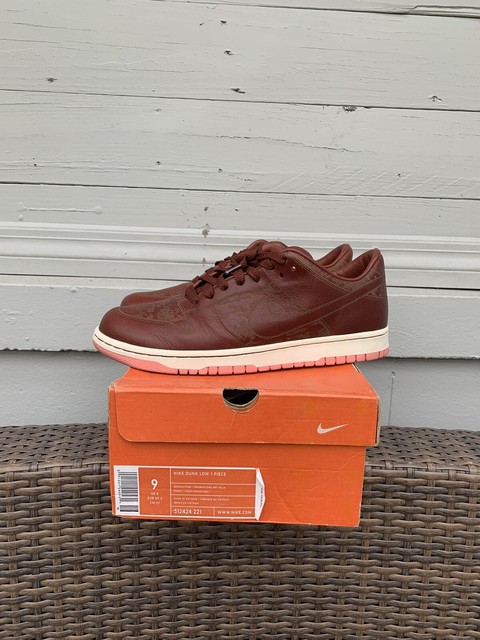 nike sb low brown