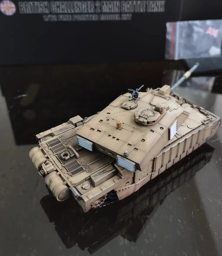 Tanque de batalha principal British Challenger II Guerra do Golfo com modelo acabado Iraque em escala 1/72 - Imagem 2 de 4