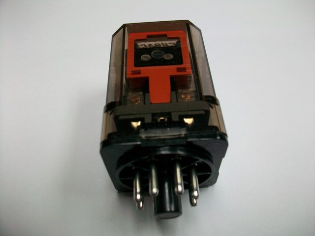 Реле schrack 24v