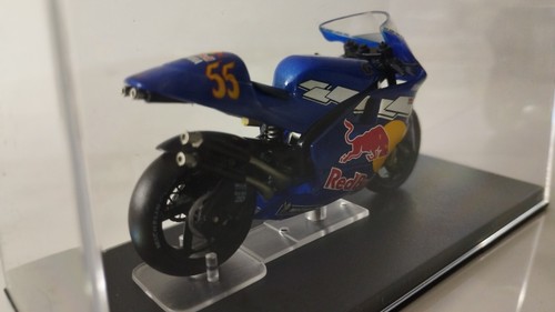 Yamaha YZR 500 Regis Laconi 1999 1/24 - Imagen 3 de 3
