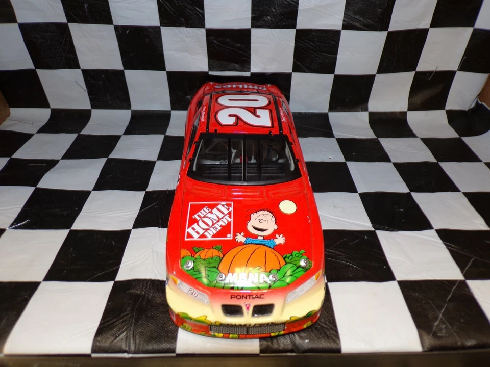 Tony Stewart #20 Casa Depot / Ottima Zucca 2002 Pontiac 1:24 Action 103077 - Immagine 4 di 4