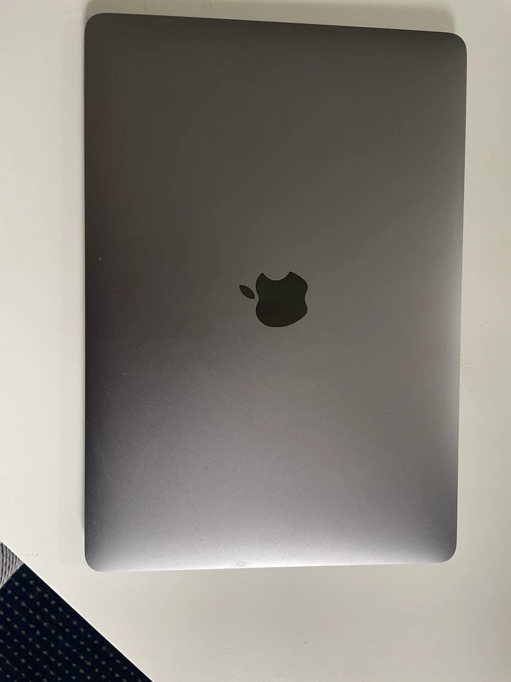 Apple MacBook Air 13" 2020 · i3 · 8GB · 256GB, Foto 1 von 5