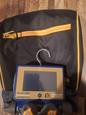 #ad YELLOW JACKET P51 870 TITAN Digital Manifold Gauge 2 Valve Pressure Temp $350.00