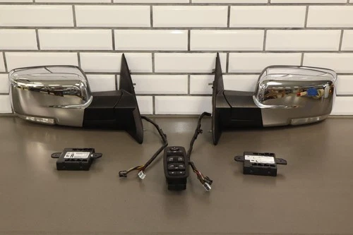 2013 Ram 1500 Chrome Power Folding Mirror Kit with Switch/Modules (Bad Glass)
