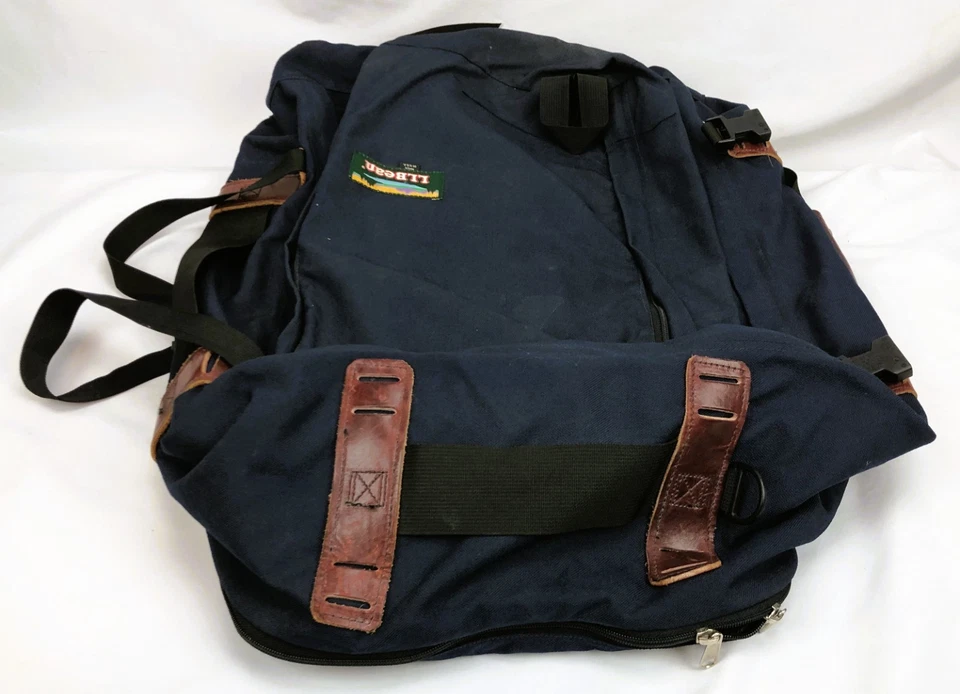 Vintage L.L. Mochila de viaje Bean azul marino de lona convertible con correas de cuero Foto 4 de 4