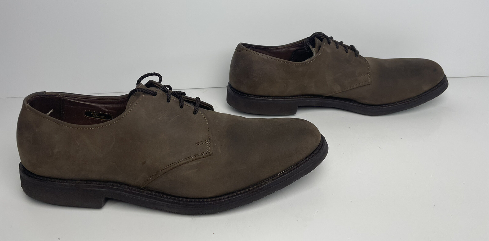 SAOLA Allen Edmonds Yale 12 ~ cioccolato ~ camoscio ~ derby ~ ottime condizioni aaa stretto