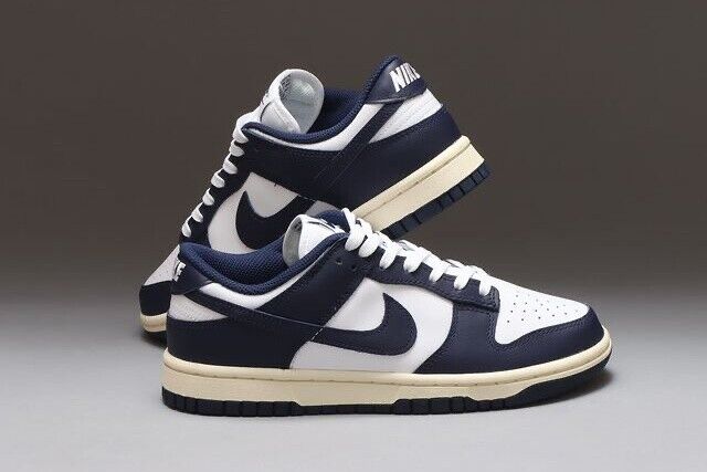 Nike WMNS Dunk Low "Vintage Navy"