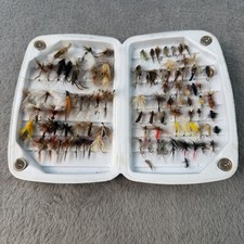 Orvis Magnetic Floating Fly Box w Assortment of 90+ Dry & Wet Flies Included B44